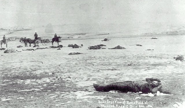 Wounded_Knee_1